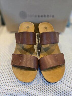LolaSabbia by Eric Michael Liat Brown Leather Sandal Size 39 (US 8.5)